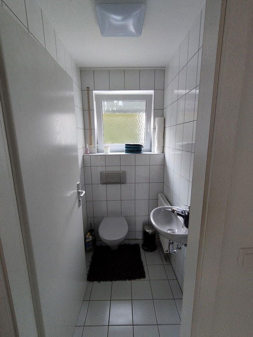 2 bedroom with open-plan kitchen flat to rent, 85 m², Ebersbach an der Fils, Baden-Württemberg 2 bedroom with open-plan kitchen flat to rent, 85 m², Ebersbach an der Fils, Baden-Württemberg