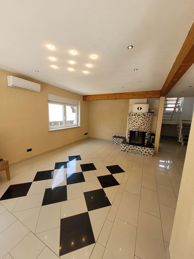 house for sale, 258 m², Ostfildern, Baden-Württemberg house for sale, 258 m², Ostfildern, Baden-Württemberg