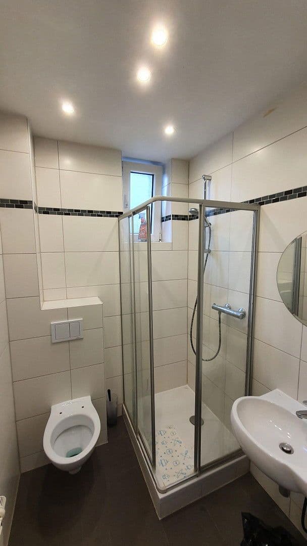 1 bedroom with open-plan kitchen flat to rent, 71 m², Duisburg, North Rhine-Westphalia 1 bedroom with open-plan kitchen flat to rent, 71 m², Duisburg, North Rhine-Westphalia