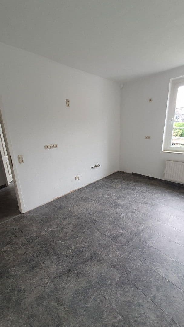 1 bedroom with open-plan kitchen flat to rent, 71 m², Duisburg, North Rhine-Westphalia 1 bedroom with open-plan kitchen flat to rent, 71 m², Duisburg, North Rhine-Westphalia