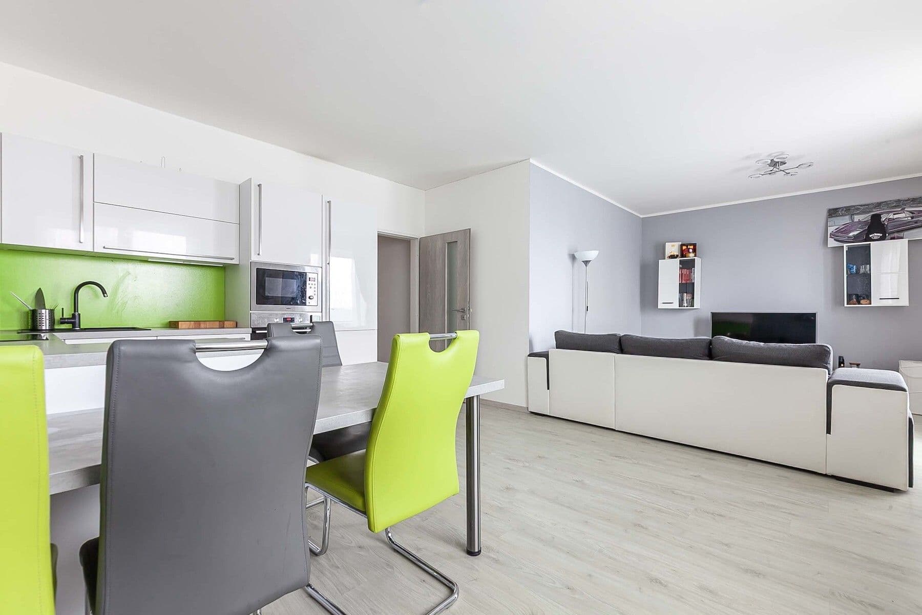 1 bedroom with open-plan kitchen flat for sale, 82 m², Ecksteinova, Chýně, Středočeský Region 1 bedroom with open-plan kitchen flat for sale, 82 m², Ecksteinova, Chýně, Středočeský Region