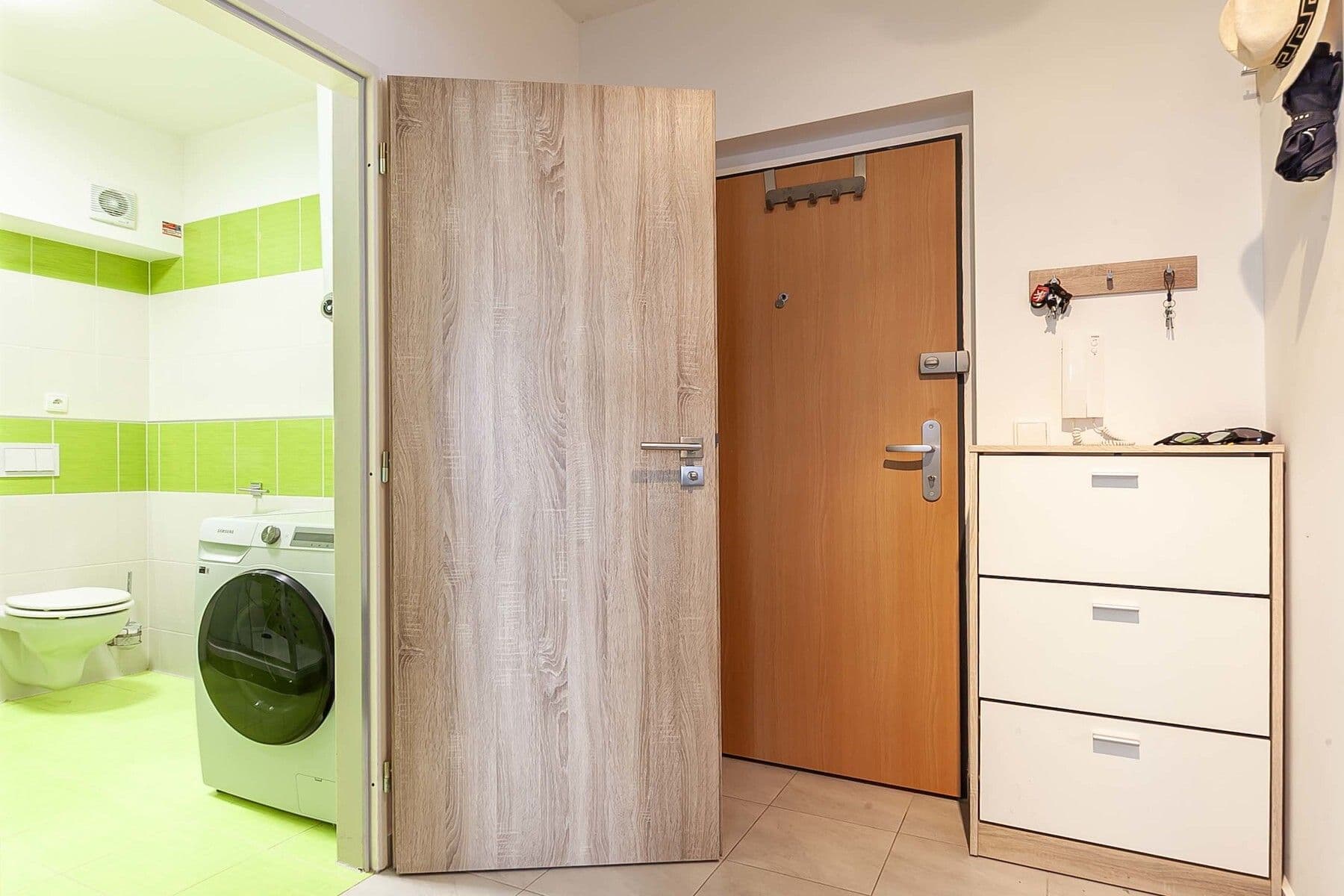 1 bedroom with open-plan kitchen flat for sale, 82 m², Ecksteinova, Chýně, Středočeský Region 1 bedroom with open-plan kitchen flat for sale, 82 m², Ecksteinova, Chýně, Středočeský Region