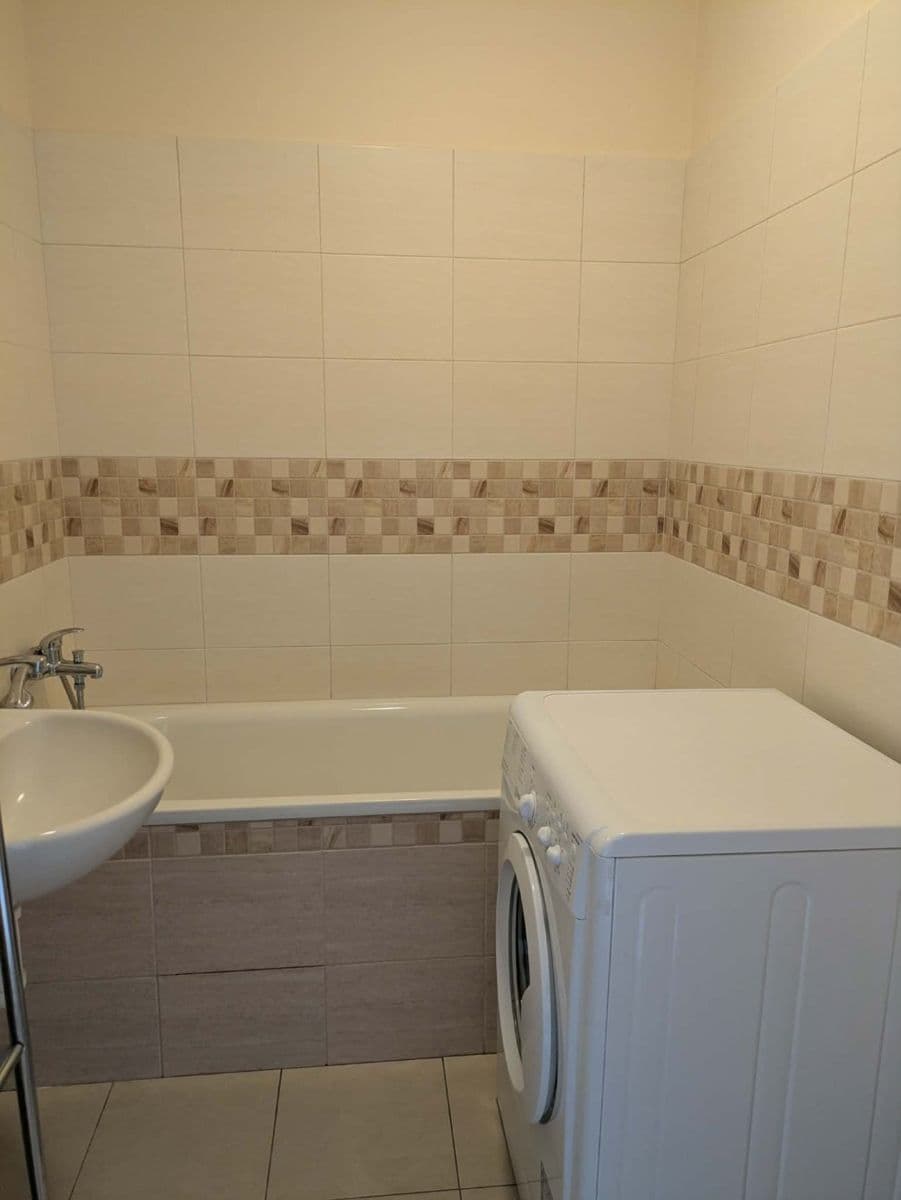 1 bedroom with open-plan kitchen flat to rent, 55 m², Skelná, Jablonec nad Nisou, Liberecký Region 1 bedroom with open-plan kitchen flat to rent, 55 m², Skelná, Jablonec nad Nisou, Liberecký Region