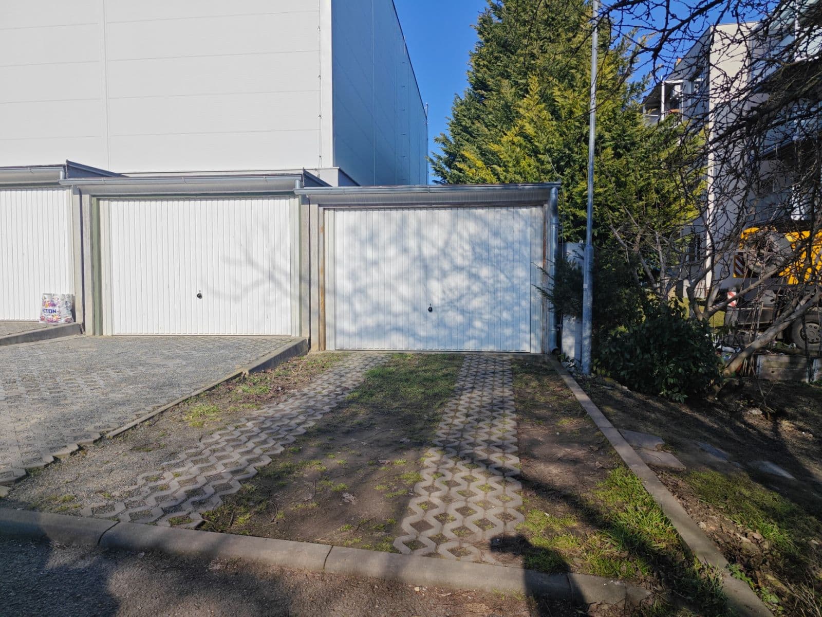 garage to rent, 19 m², Okružní, Hustopeče, Jihomoravský Region garage to rent, 19 m², Okružní, Hustopeče, Jihomoravský Region