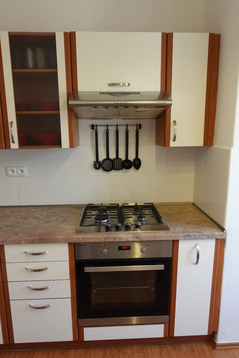 3 bedroom flat to rent, 67 m², Churáňovská, Prague, Prague 3 bedroom flat to rent, 67 m², Churáňovská, Prague, Prague