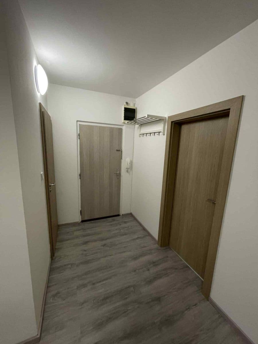 1 bedroom flat to rent, 33 m², Nádražní, Hrušovany nad Jevišovkou, Jihomoravský Region 1 bedroom flat to rent, 33 m², Nádražní, Hrušovany nad Jevišovkou, Jihomoravský Region