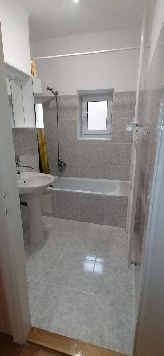 3 bedroom flat to rent, 100 m², Sadová, Třebíč, Vysočina Region 3 bedroom flat to rent, 100 m², Sadová, Třebíč, Vysočina Region