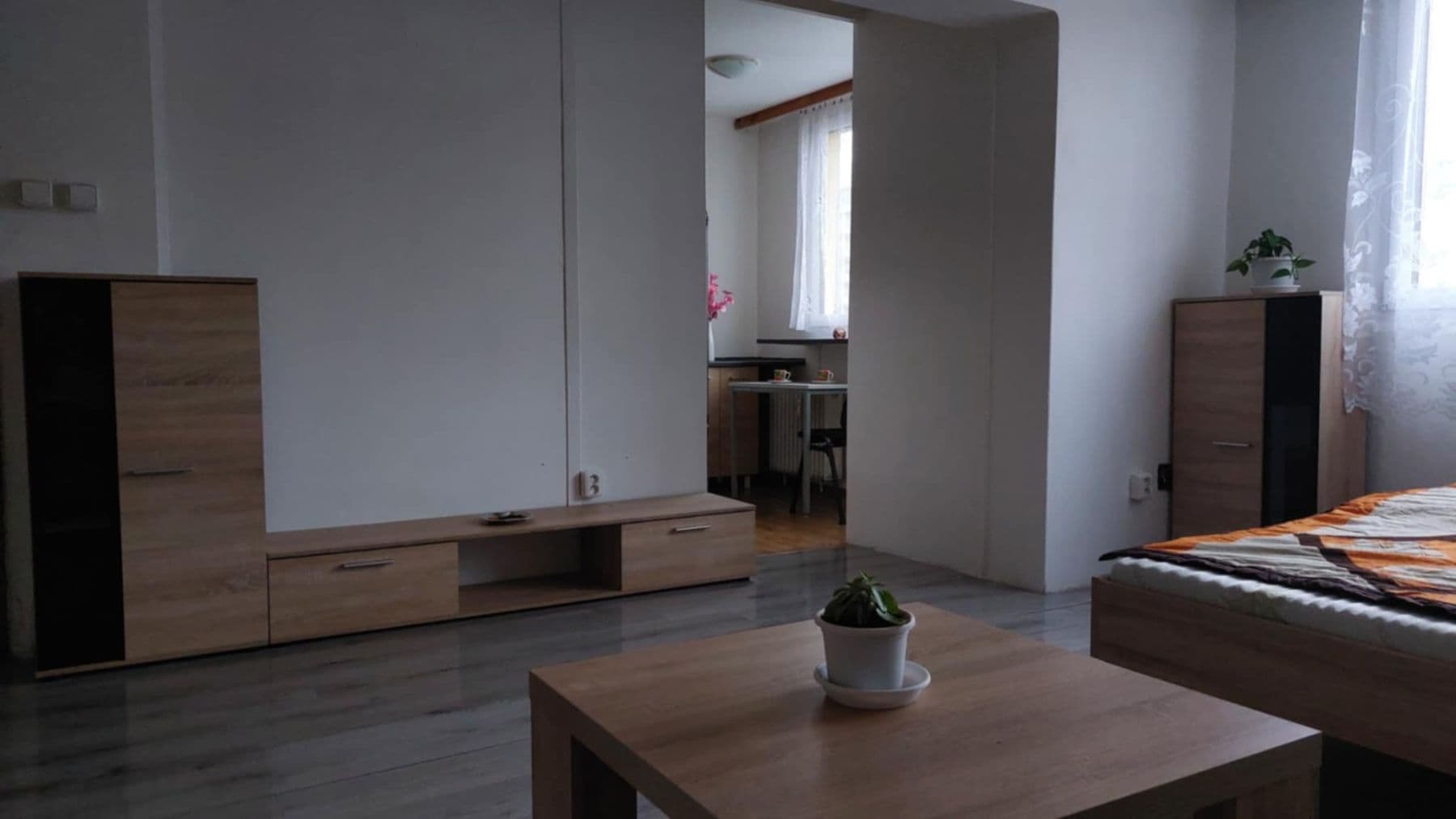 1 bedroom flat to rent, 38 m², náměstí Republiky, Mladá Boleslav, Středočeský Region 1 bedroom flat to rent, 38 m², náměstí Republiky, Mladá Boleslav, Středočeský Region