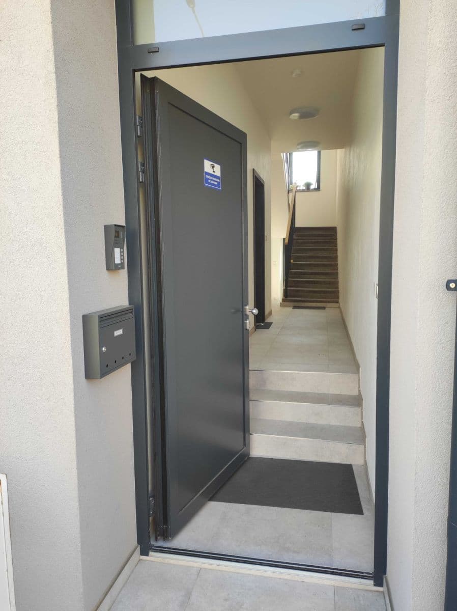 1 bedroom with open-plan kitchen flat to rent, 46 m², Jílkova, Brno, Jihomoravský Region 1 bedroom with open-plan kitchen flat to rent, 46 m², Jílkova, Brno, Jihomoravský Region