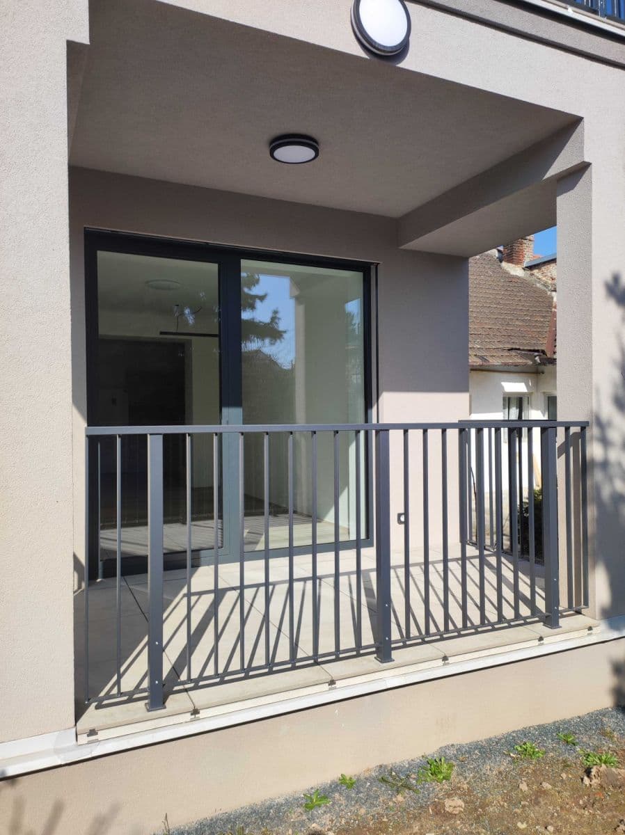 1 bedroom with open-plan kitchen flat to rent, 46 m², Jílkova, Brno, Jihomoravský Region 1 bedroom with open-plan kitchen flat to rent, 46 m², Jílkova, Brno, Jihomoravský Region