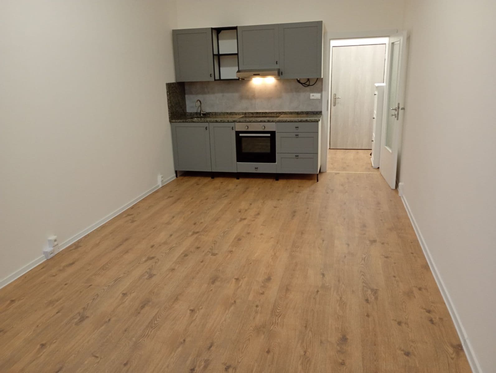 Studio flat to rent, 30 m², Palackého, Ostrava, Moravskoslezský Region Studio flat to rent, 30 m², Palackého, Ostrava, Moravskoslezský Region