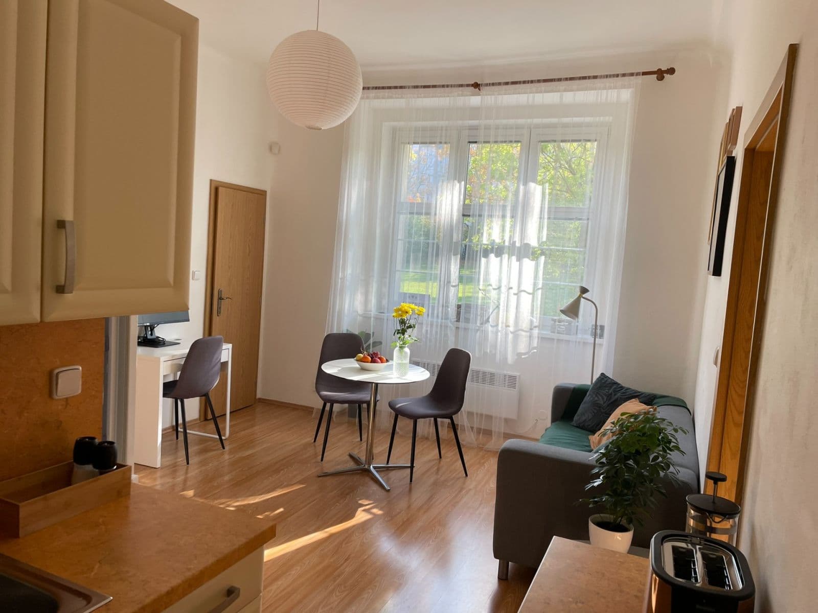 1 bedroom with open-plan kitchen flat to rent, 56 m², Stehlíkova, Plzeň, Plzeňský Region 1 bedroom with open-plan kitchen flat to rent, 56 m², Stehlíkova, Plzeň, Plzeňský Region