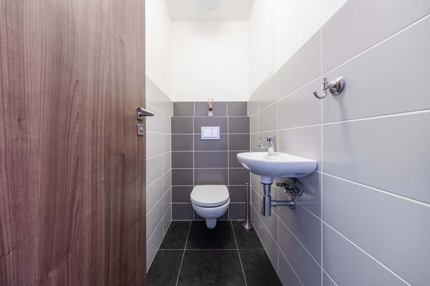 2 bedroom with open-plan kitchen flat for sale, 70 m², Rižská, Prague, Prague 2 bedroom with open-plan kitchen flat for sale, 70 m², Rižská, Prague, Prague