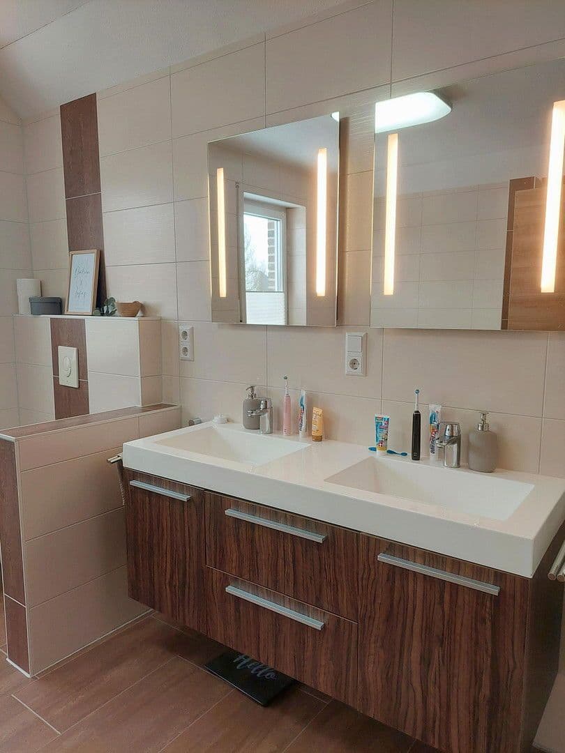 house for sale, 170 m², Laurentiusstraße 1, Oberlangen, Lower Saxony house for sale, 170 m², Laurentiusstraße 1, Oberlangen, Lower Saxony