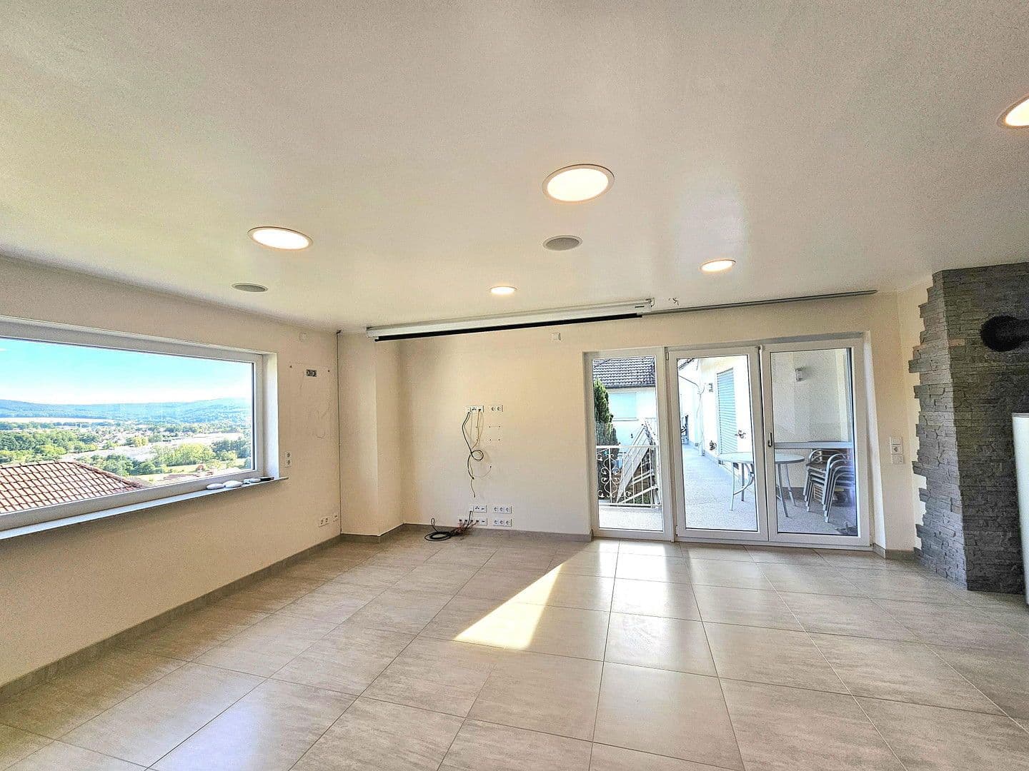 house to rent, 310 m², Feldstraße 3, Bad Soden-Salmünster, Hesse house to rent, 310 m², Feldstraße 3, Bad Soden-Salmünster, Hesse