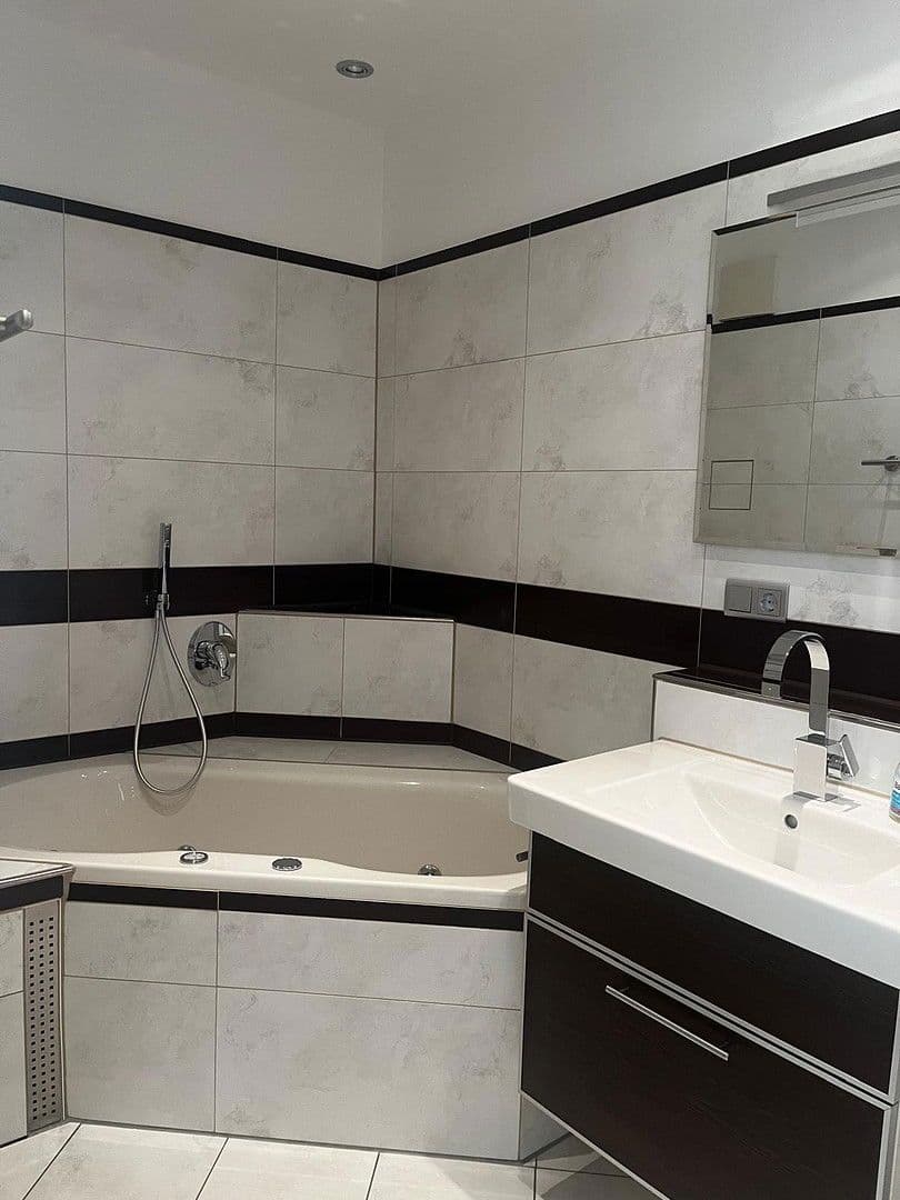 3 bedroom flat for sale, 94 m², München, Bavaria 3 bedroom flat for sale, 94 m², München, Bavaria