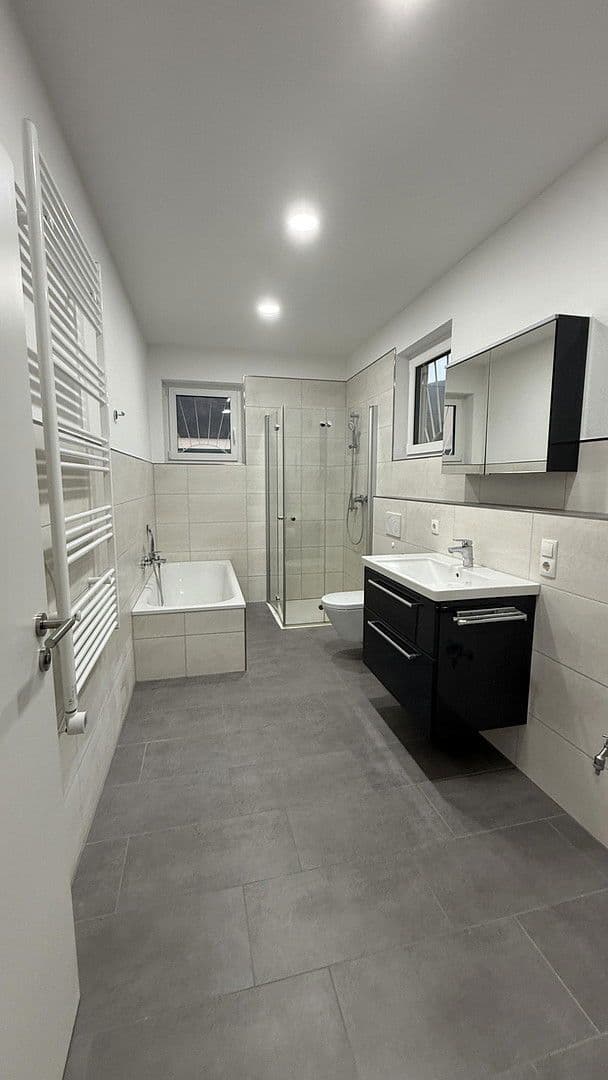 5 bedroom flat to rent, 117 m², Andernach, Rhineland-Palatinate 5 bedroom flat to rent, 117 m², Andernach, Rhineland-Palatinate