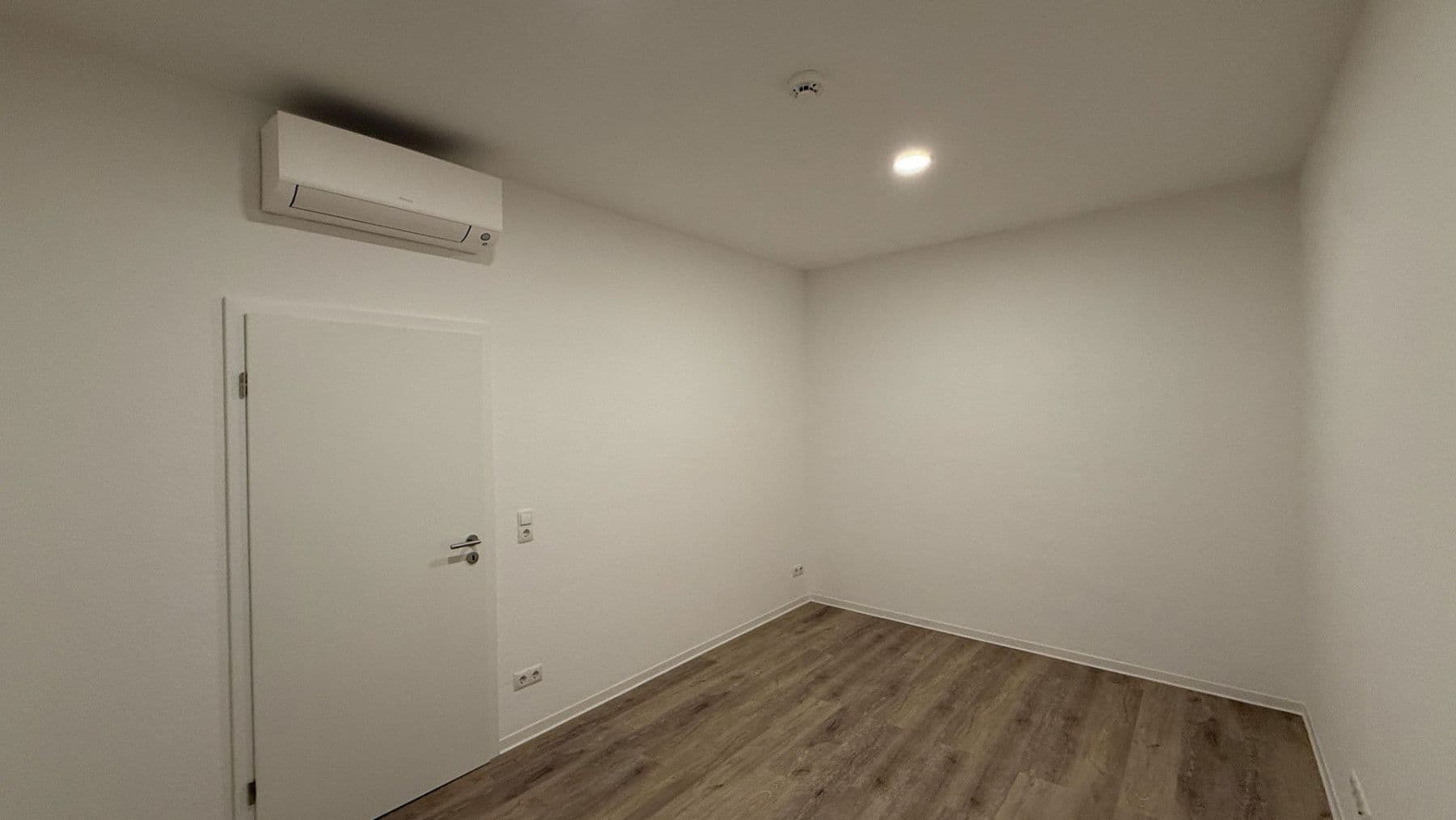 5 bedroom flat to rent, 117 m², Andernach, Rhineland-Palatinate 5 bedroom flat to rent, 117 m², Andernach, Rhineland-Palatinate