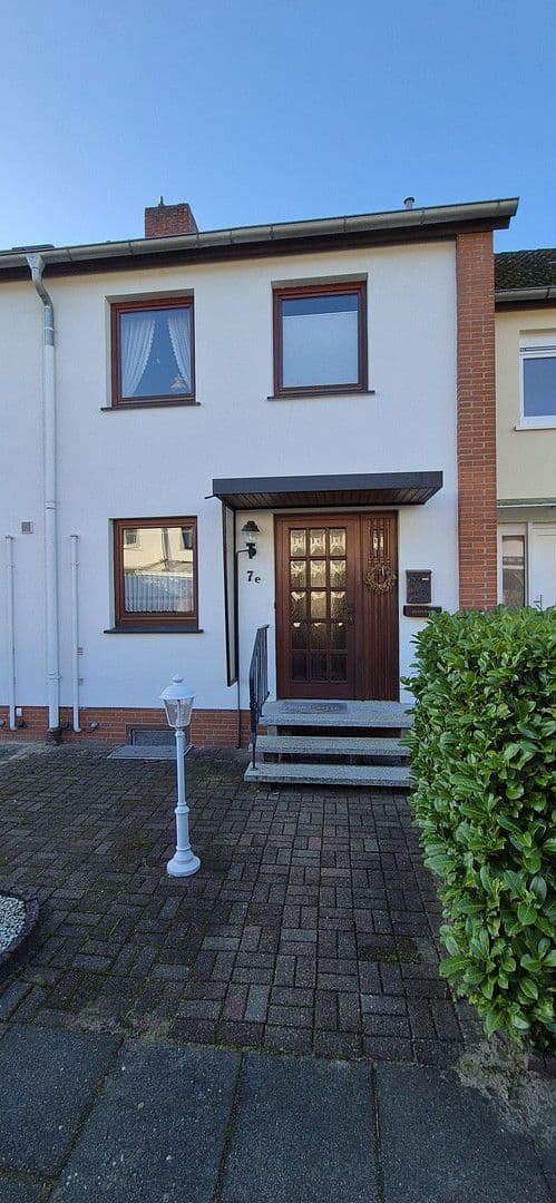 house for sale, 90 m², Neu Wulmstorf, Lower Saxony house for sale, 90 m², Neu Wulmstorf, Lower Saxony