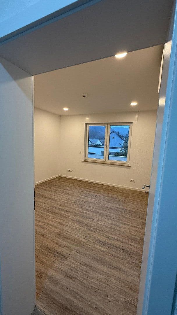 3 bedroom flat to rent, 102 m², Andernach, Rhineland-Palatinate 3 bedroom flat to rent, 102 m², Andernach, Rhineland-Palatinate