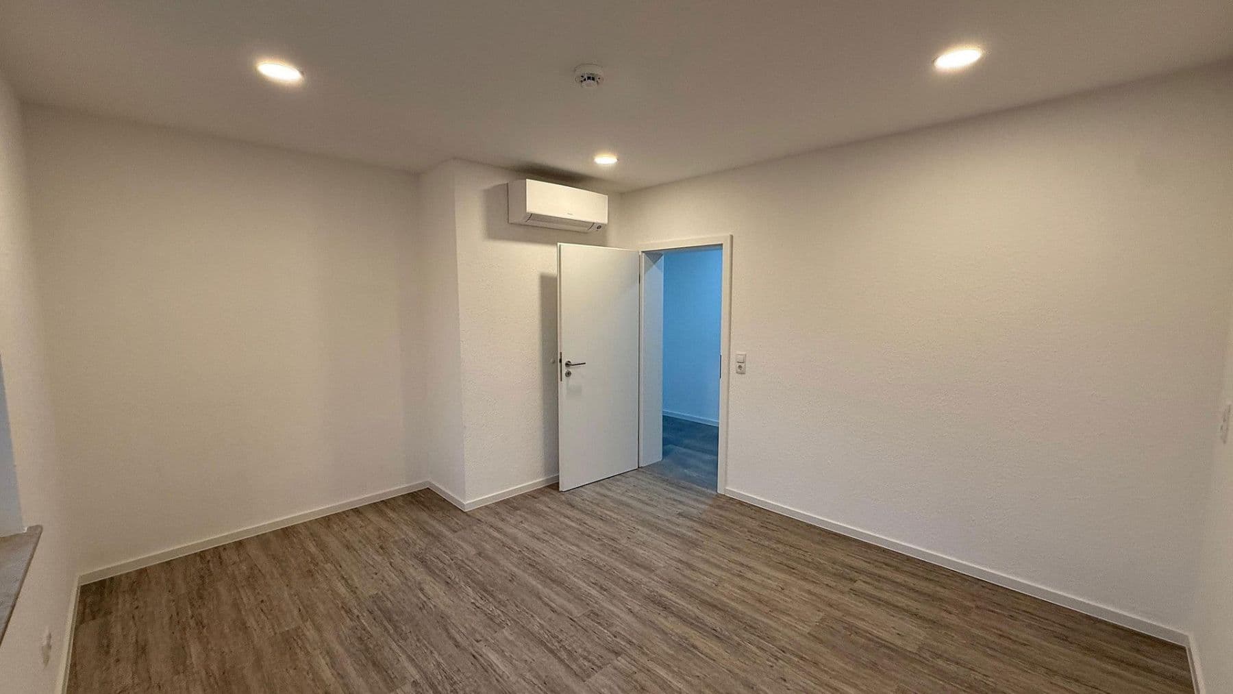 3 bedroom flat to rent, 102 m², Andernach, Rhineland-Palatinate 3 bedroom flat to rent, 102 m², Andernach, Rhineland-Palatinate