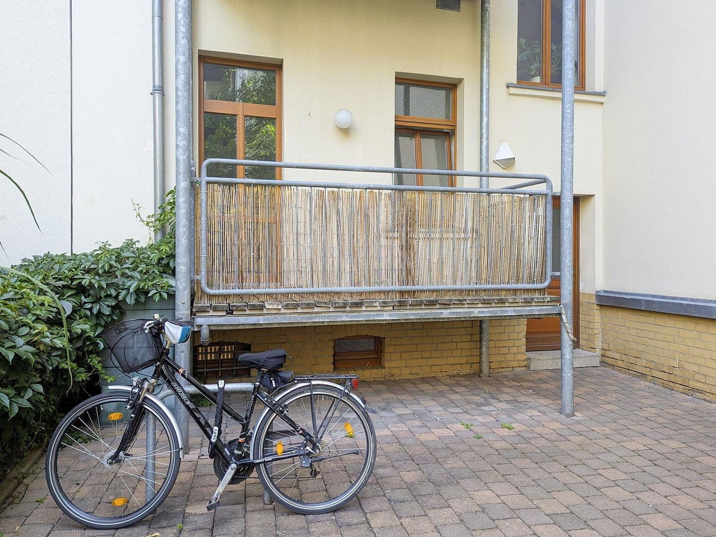 2 bedroom flat to rent, 61 m², Viertelsweg 47, Leipzig, Saxony 2 bedroom flat to rent, 61 m², Viertelsweg 47, Leipzig, Saxony