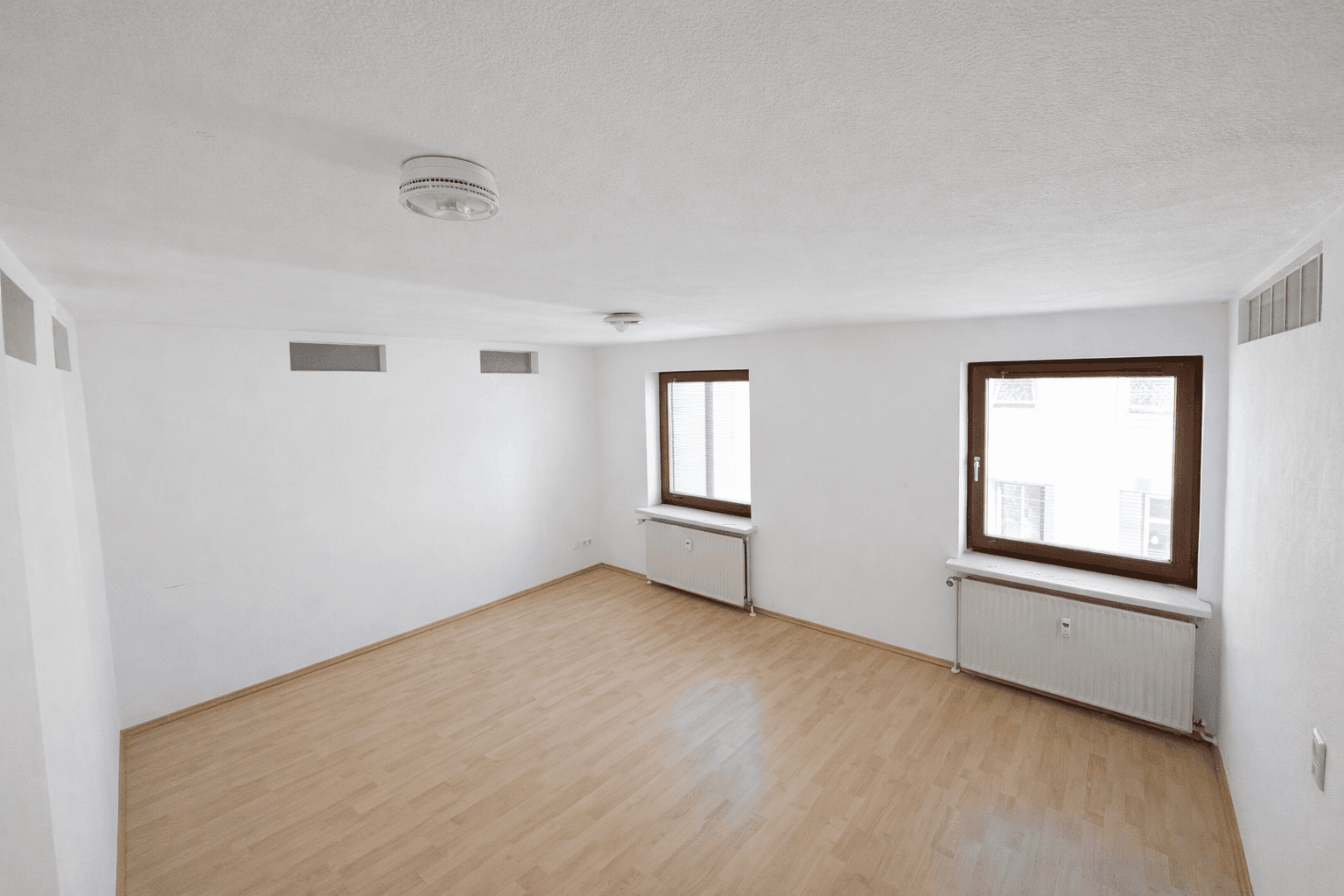 4 bedroom flat to rent, 110 m², Ebersbergerstraße 6, Rosenheim, Bavaria 4 bedroom flat to rent, 110 m², Ebersbergerstraße 6, Rosenheim, Bavaria