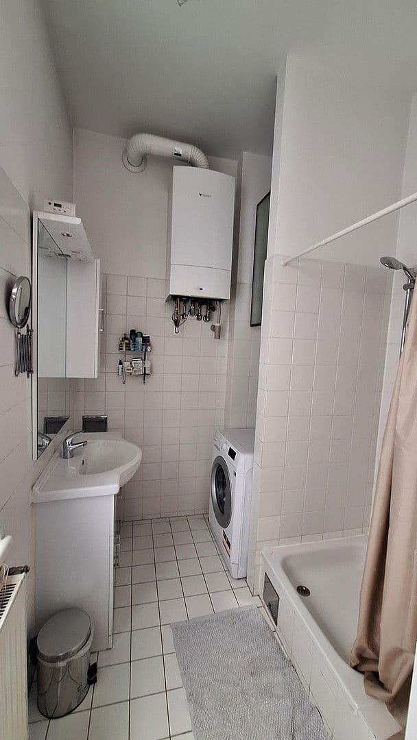 2 bedroom flat for sale, 40 m², Obere Bahngasse 26, Wien, Vienna 2 bedroom flat for sale, 40 m², Obere Bahngasse 26, Wien, Vienna