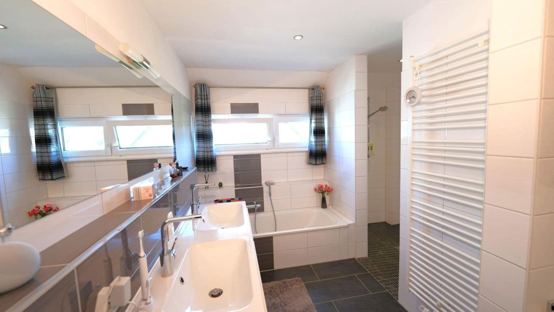 house for sale, 268 m², Barsinghausen, Lower Saxony house for sale, 268 m², Barsinghausen, Lower Saxony