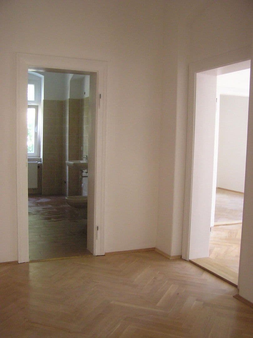 4 bedroom flat to rent, 104 m², Rabenauer Strasse 8, Dresden, Saxony 4 bedroom flat to rent, 104 m², Rabenauer Strasse 8, Dresden, Saxony