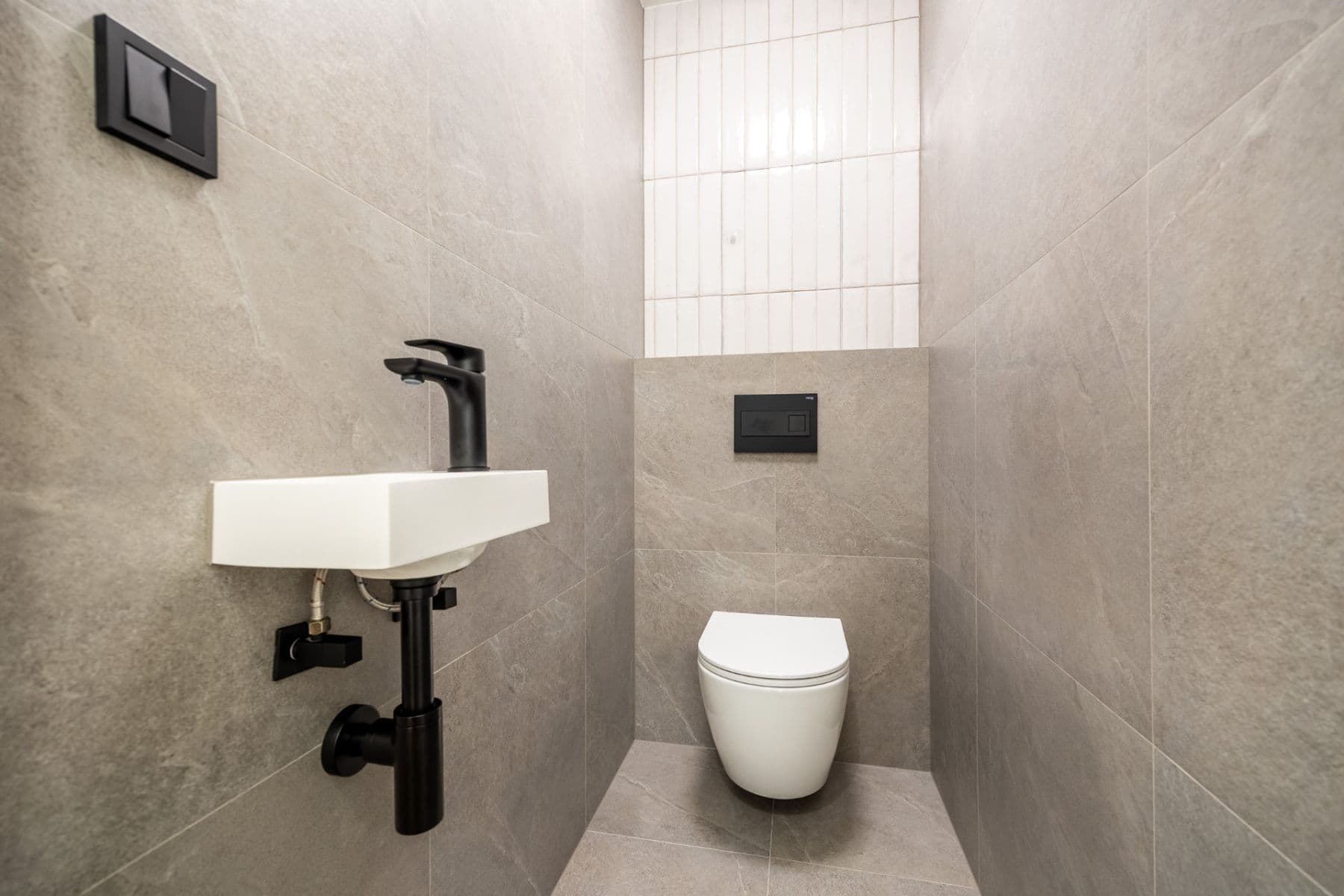 2 bedroom with open-plan kitchen flat for sale, 79 m², Roháčova, Prague, Prague 2 bedroom with open-plan kitchen flat for sale, 79 m², Roháčova, Prague, Prague