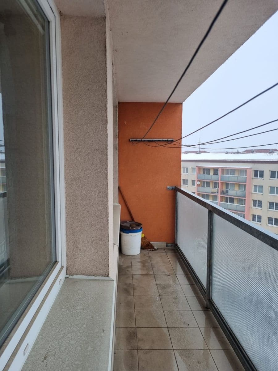 1 bedroom with open-plan kitchen flat to rent, 40 m², Pod Vrchem, Mělník, Středočeský Region 1 bedroom with open-plan kitchen flat to rent, 40 m², Pod Vrchem, Mělník, Středočeský Region