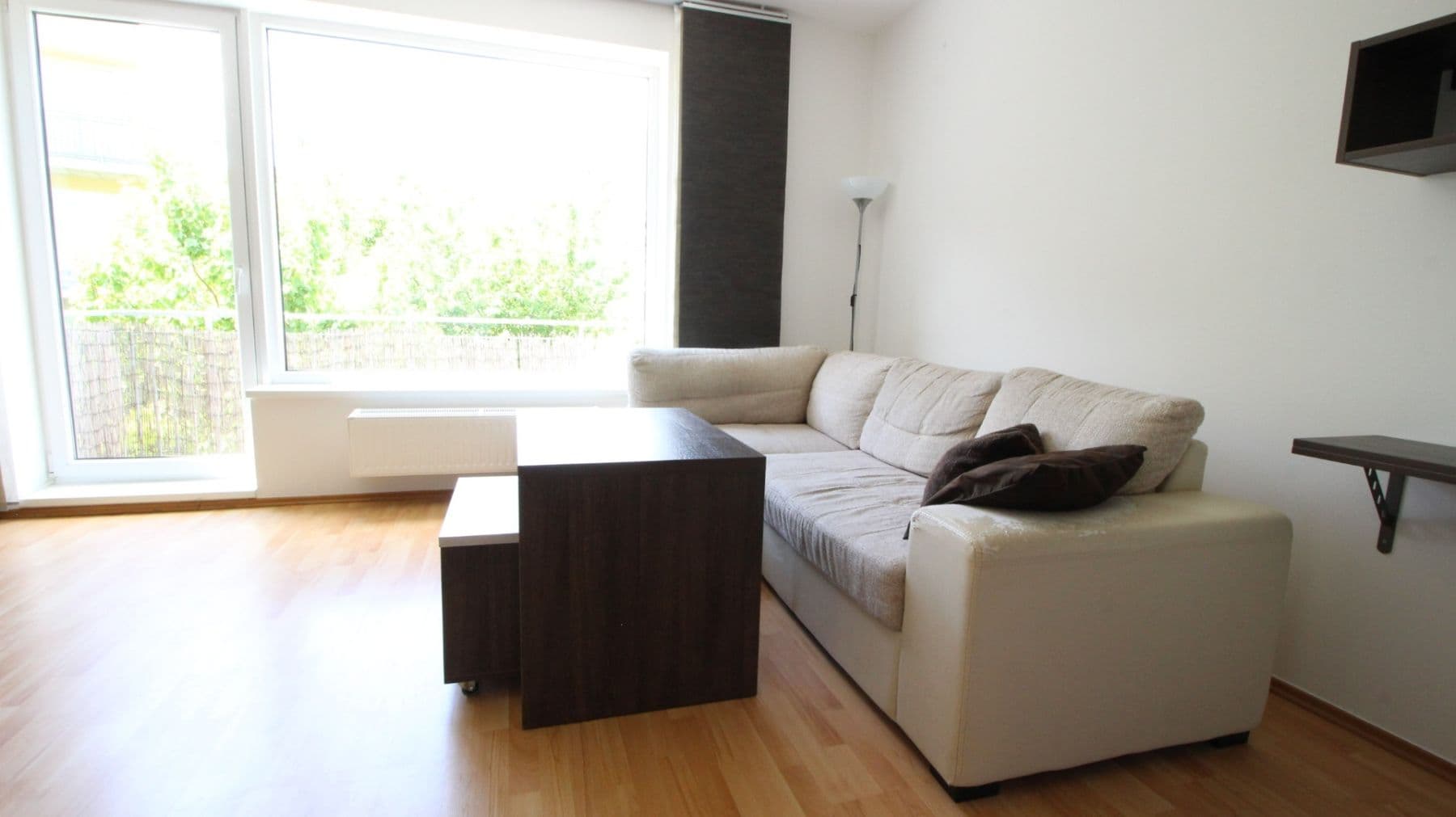 2 bedroom with open-plan kitchen flat to rent, 80 m², Na okraji, Brázdim, Středočeský Region 2 bedroom with open-plan kitchen flat to rent, 80 m², Na okraji, Brázdim, Středočeský Region