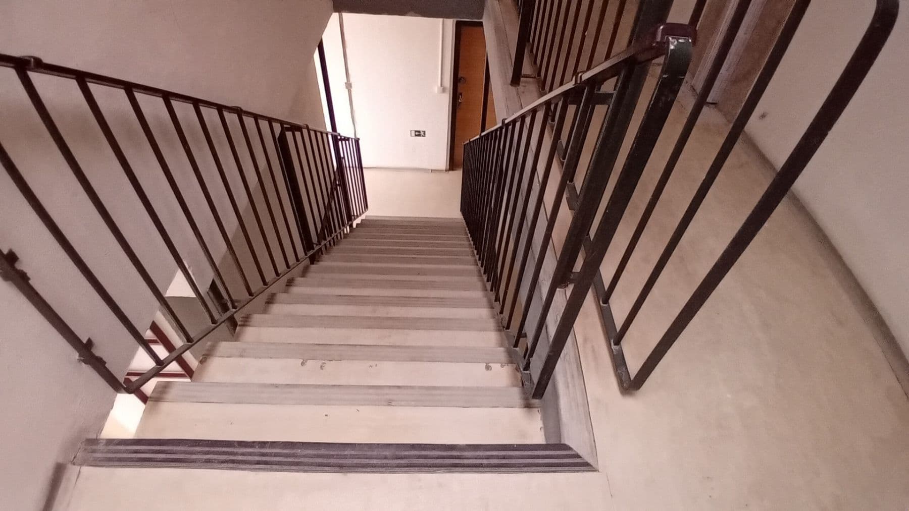 non-residential property to rent, 38 m², Roháčova, Prague, Prague non-residential property to rent, 38 m², Roháčova, Prague, Prague