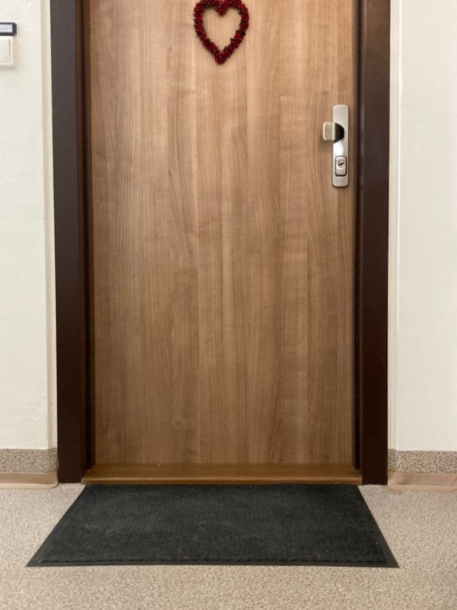 2 bedroom with open-plan kitchen flat for sale, 78 m², Bellušova, Prague, Prague 2 bedroom with open-plan kitchen flat for sale, 78 m², Bellušova, Prague, Prague