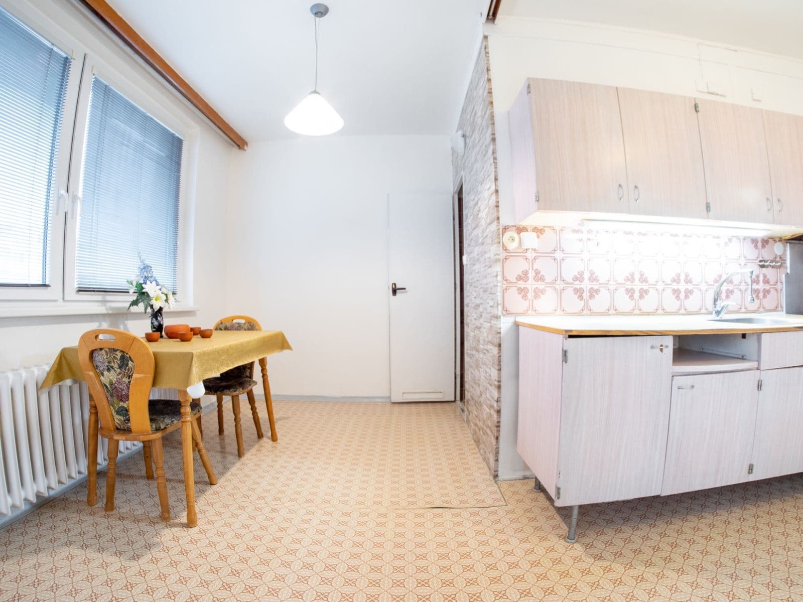 4 bedroom flat for sale, 74 m², Slovácká, Břeclav, Jihomoravský Region 4 bedroom flat for sale, 74 m², Slovácká, Břeclav, Jihomoravský Region