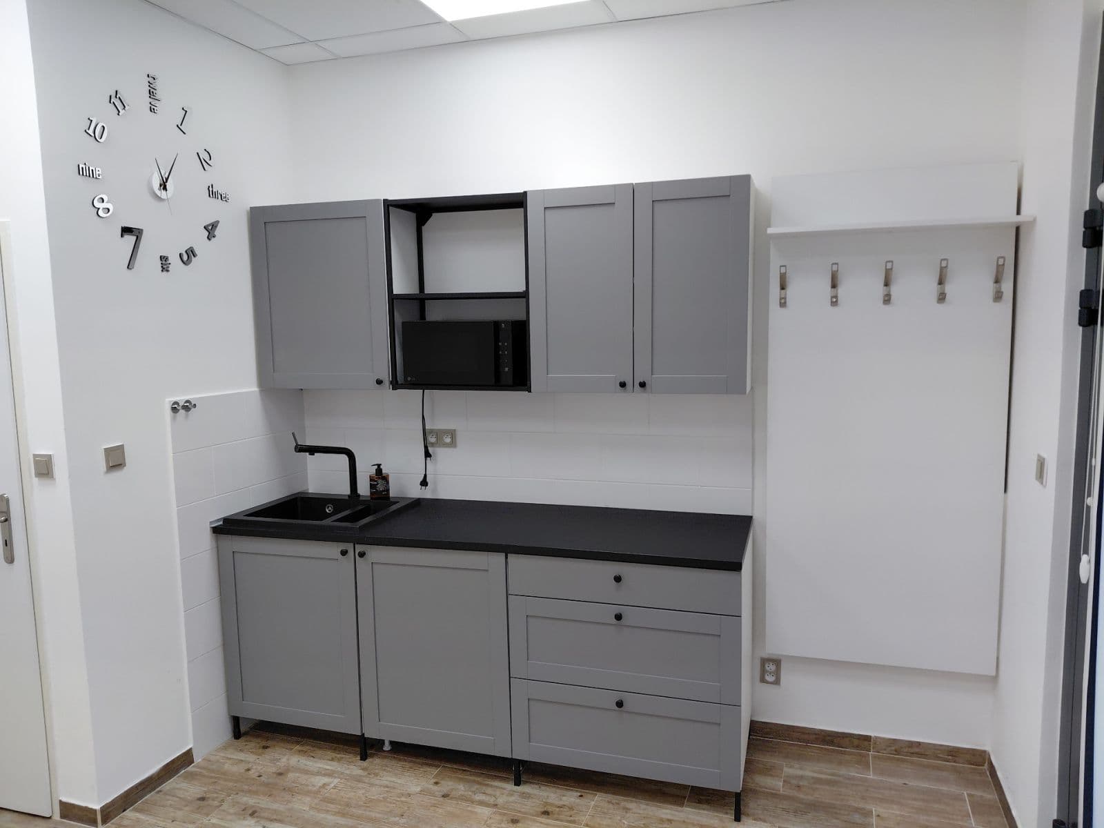 non-residential property to rent, 23 m², Zenklova, Prague, Prague non-residential property to rent, 23 m², Zenklova, Prague, Prague