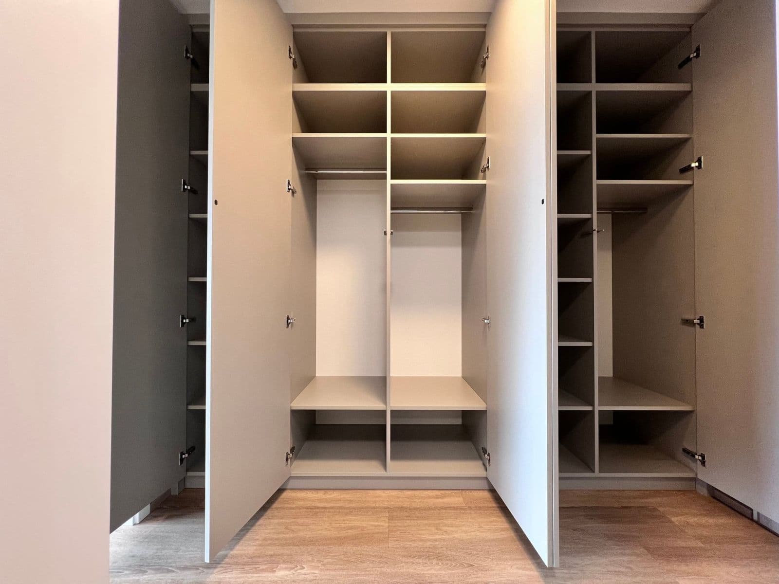 Studio flat to rent, 32 m², Poděbradská, Prague, Prague Studio flat to rent, 32 m², Poděbradská, Prague, Prague