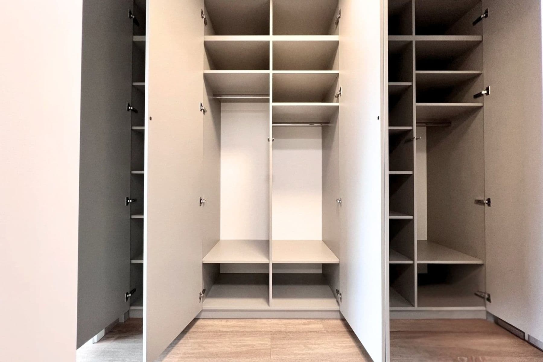 Studio flat to rent, 32 m², Poděbradská, Prague, Prague Studio flat to rent, 32 m², Poděbradská, Prague, Prague