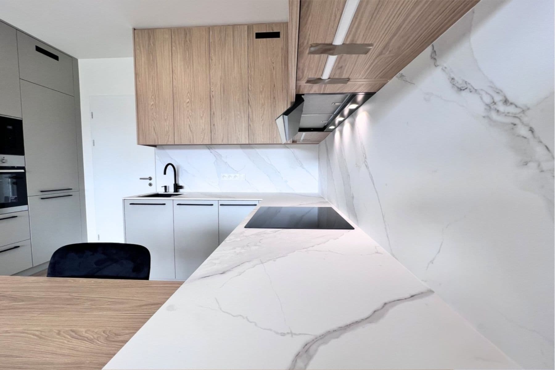 Studio flat to rent, 32 m², Poděbradská, Prague, Prague Studio flat to rent, 32 m², Poděbradská, Prague, Prague