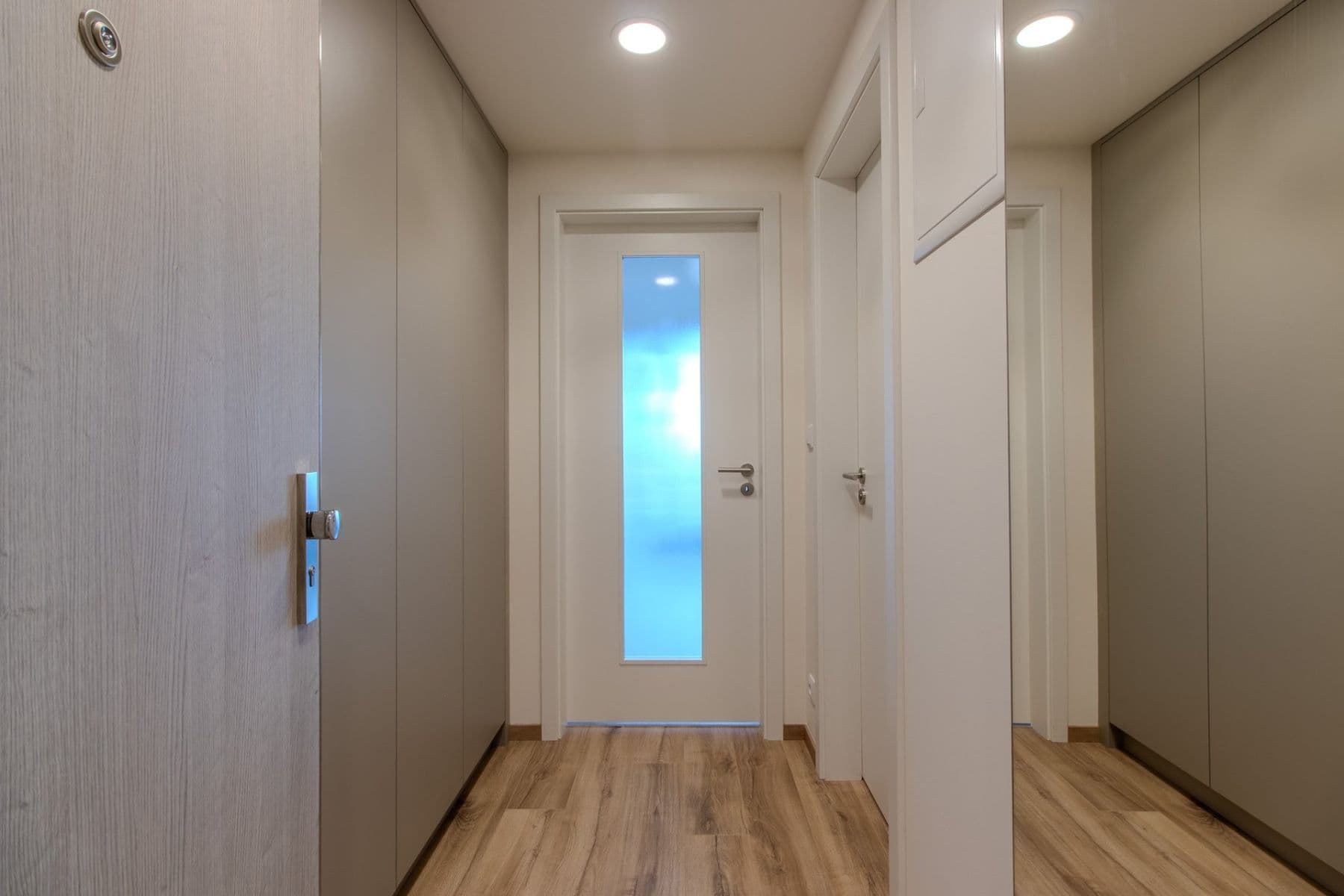 Studio flat to rent, 32 m², Poděbradská, Prague, Prague Studio flat to rent, 32 m², Poděbradská, Prague, Prague