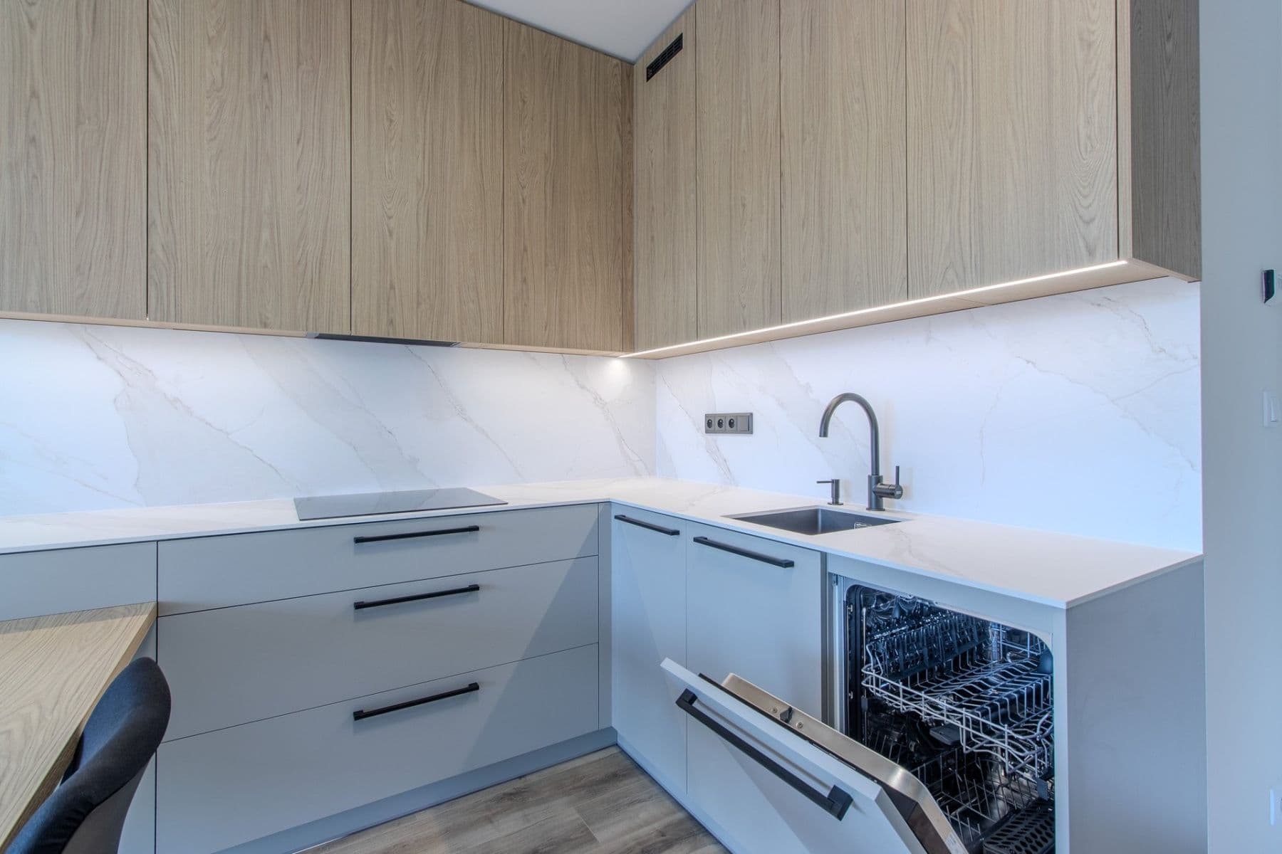 Studio flat to rent, 32 m², Poděbradská, Prague, Prague Studio flat to rent, 32 m², Poděbradská, Prague, Prague