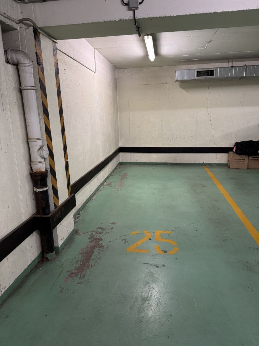 garage for sale, 12 m², Jeseniova, Prague, Prague garage for sale, 12 m², Jeseniova, Prague, Prague