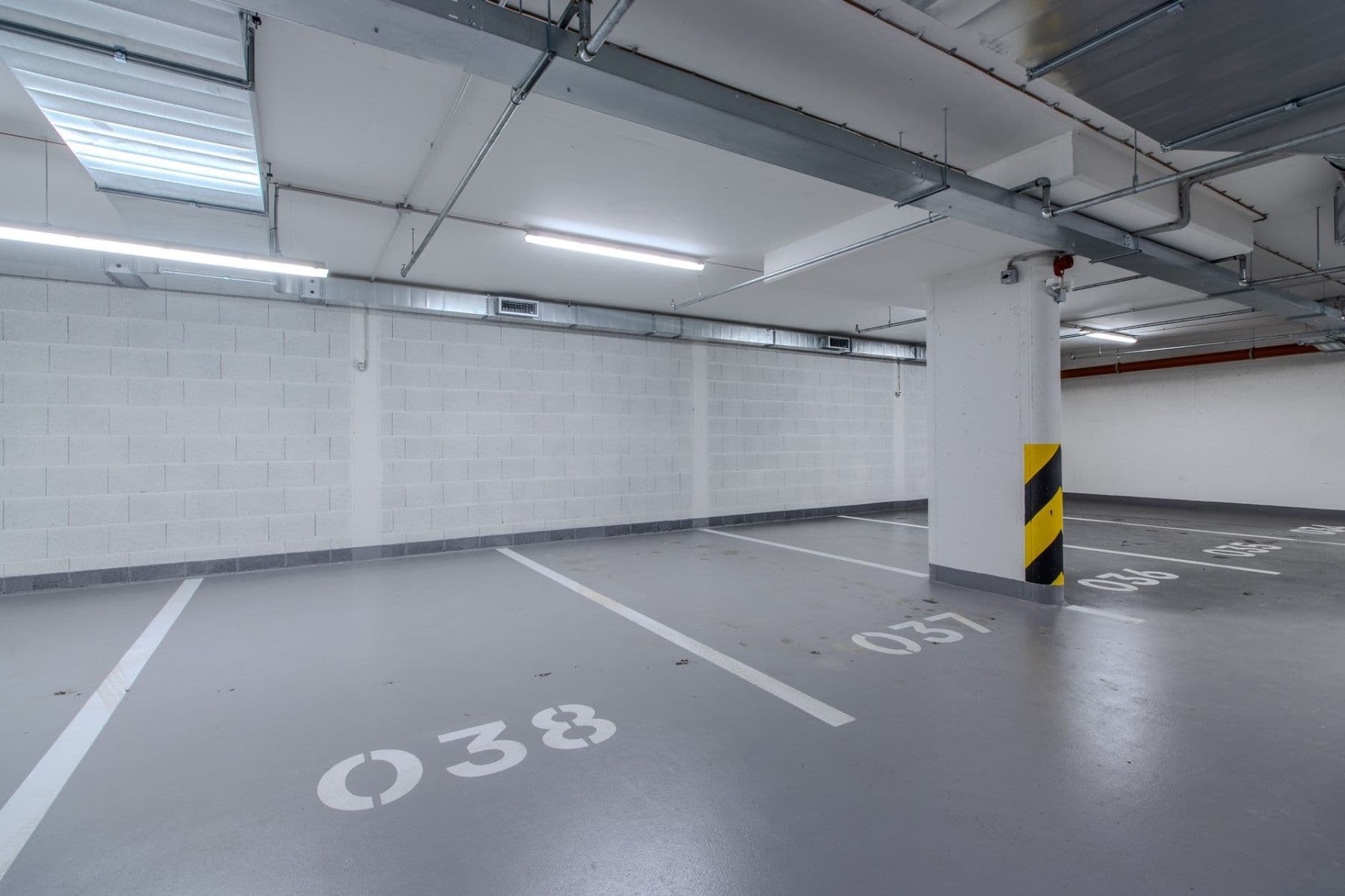 garage to rent, 15 m², Poděbradská, Prague, Prague garage to rent, 15 m², Poděbradská, Prague, Prague