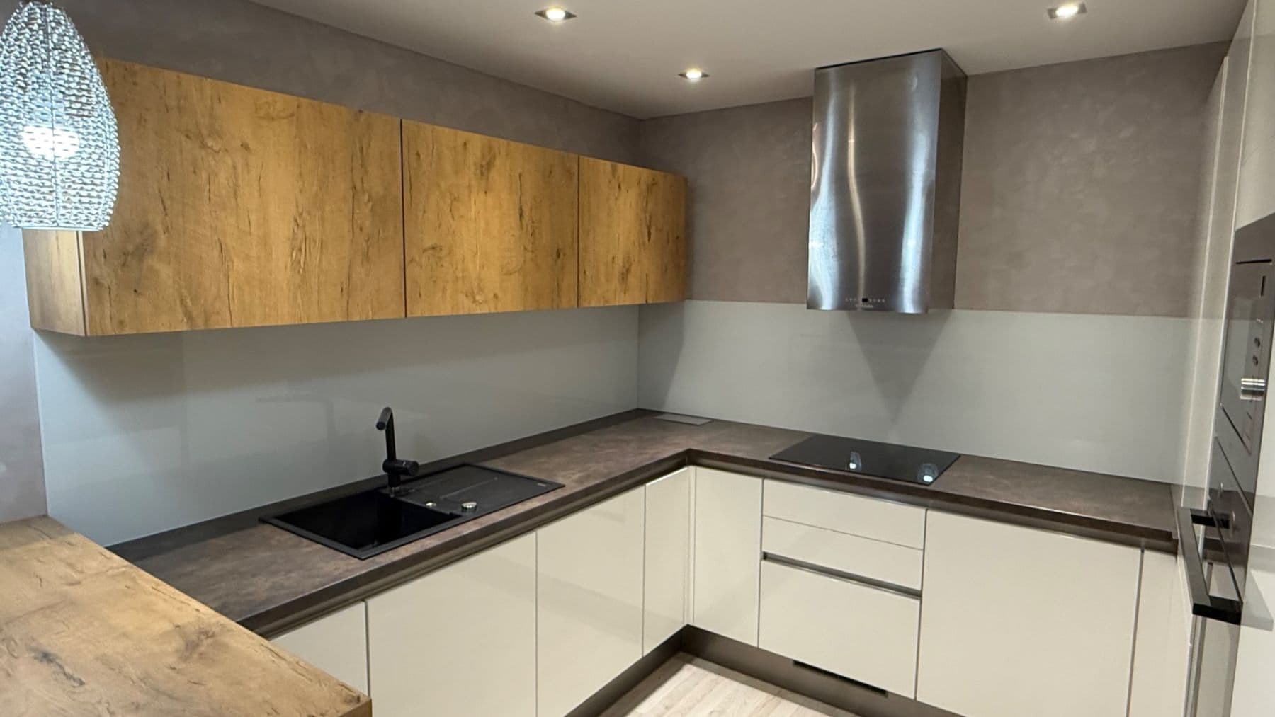 1 bedroom with open-plan kitchen flat to rent, 65 m², Kigginsova, Brno, Jihomoravský Region 1 bedroom with open-plan kitchen flat to rent, 65 m², Kigginsova, Brno, Jihomoravský Region