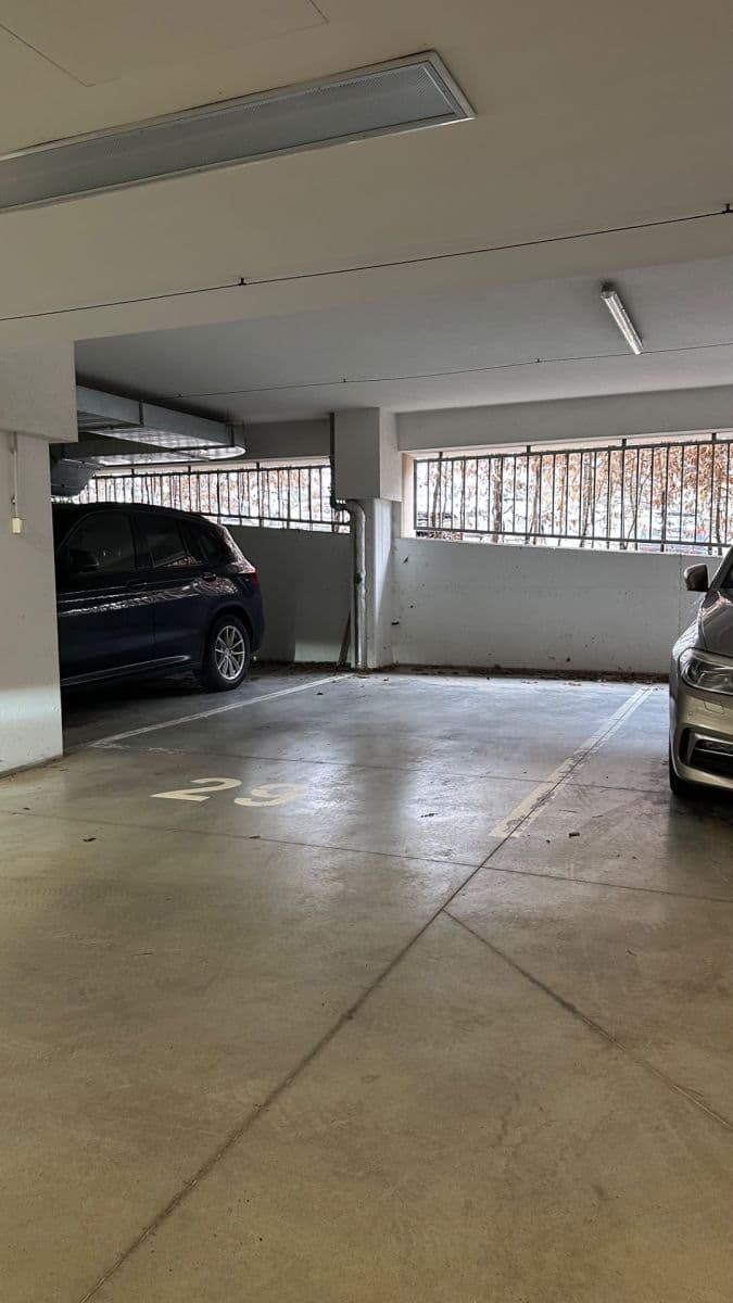 1 bedroom with open-plan kitchen flat to rent, 65 m², Kigginsova, Brno, Jihomoravský Region 1 bedroom with open-plan kitchen flat to rent, 65 m², Kigginsova, Brno, Jihomoravský Region