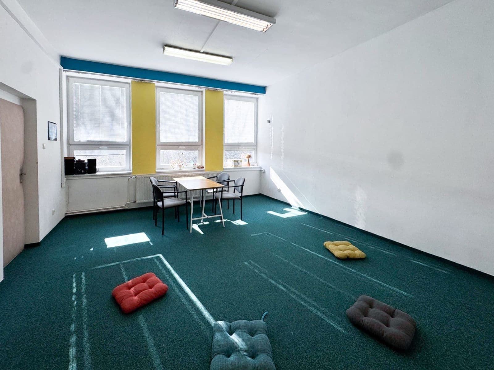 non-residential property to rent, 25 m², Jasmínová, Prague, Prague non-residential property to rent, 25 m², Jasmínová, Prague, Prague