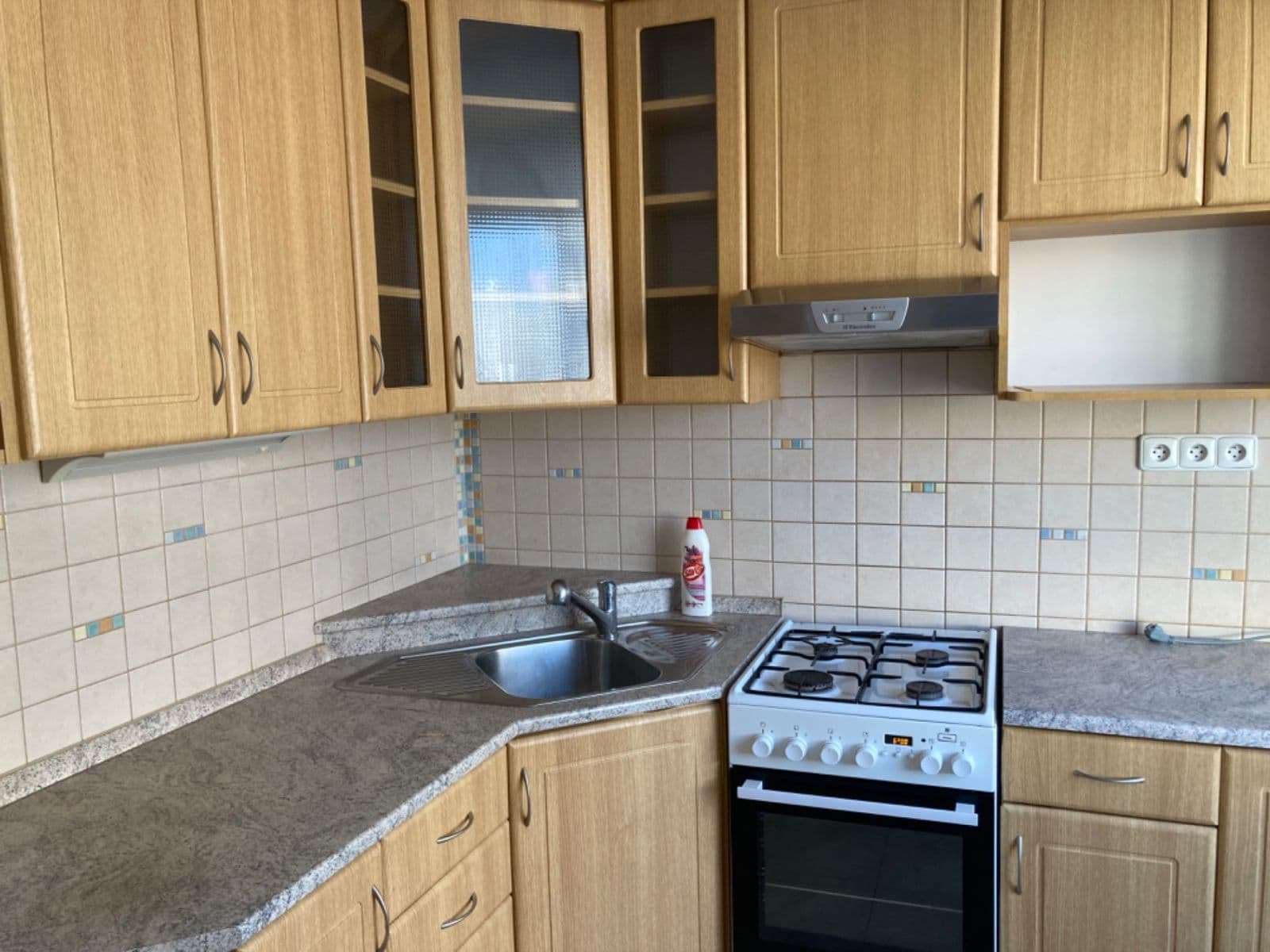 3 bedroom flat to rent, 78 m², Fryčovická, Prague, Prague 3 bedroom flat to rent, 78 m², Fryčovická, Prague, Prague