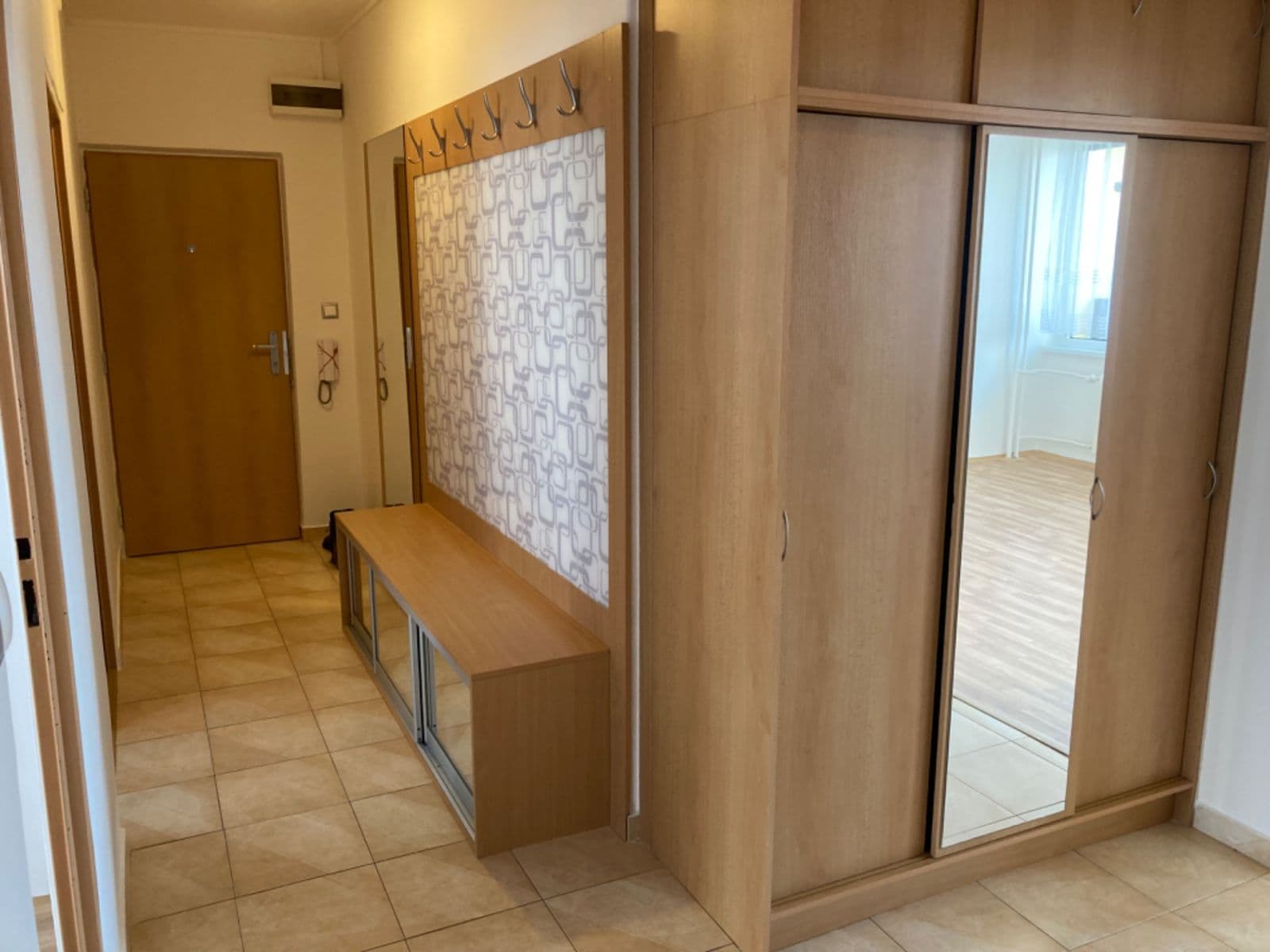 3 bedroom flat to rent, 78 m², Fryčovická, Prague, Prague 3 bedroom flat to rent, 78 m², Fryčovická, Prague, Prague