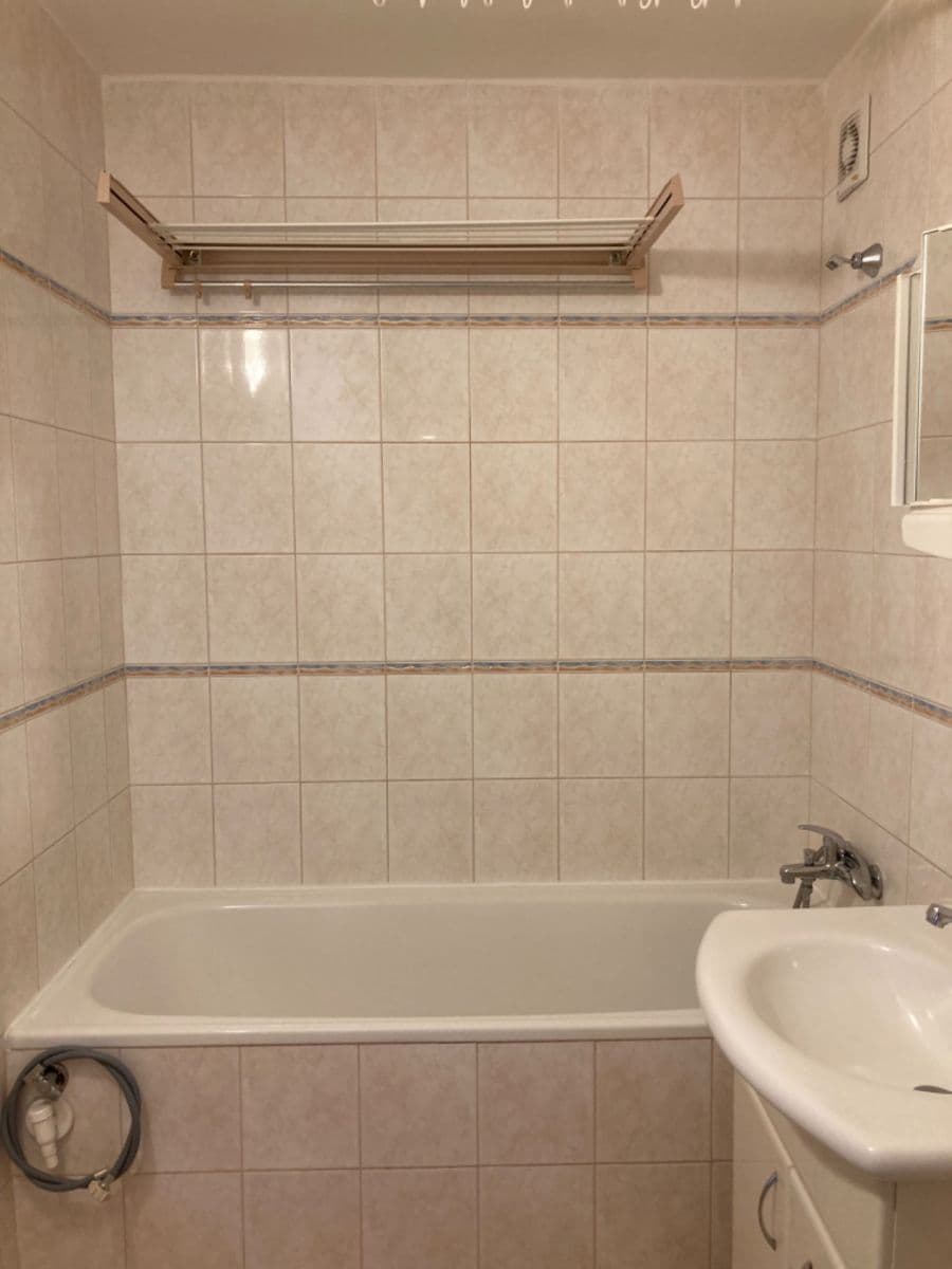 3 bedroom flat to rent, 78 m², Fryčovická, Prague, Prague 3 bedroom flat to rent, 78 m², Fryčovická, Prague, Prague